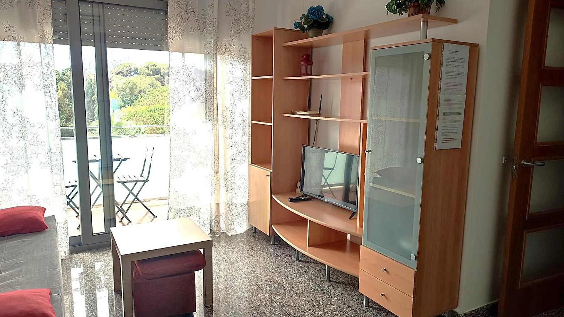 Apartament Mar Con Parking A 100M Playa Fenals Lloret de Mar Lägenhet